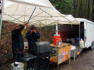 Emptying out the rain in the canopy,, 
