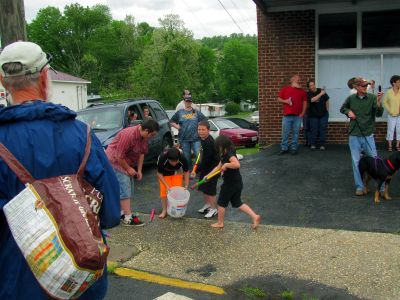 The kids reloading
