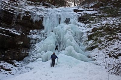 Sill Branch Falls (lower) frozen
Photo taken by 'WISERR' in January 2010 
